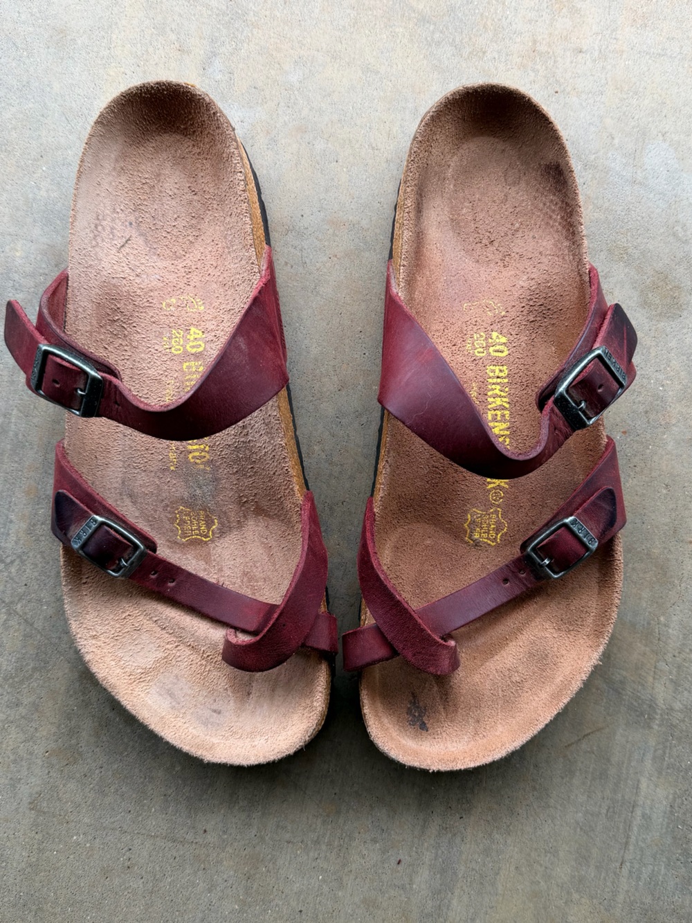 Birkenstock 40 100% Leather Mayari Zinfandel